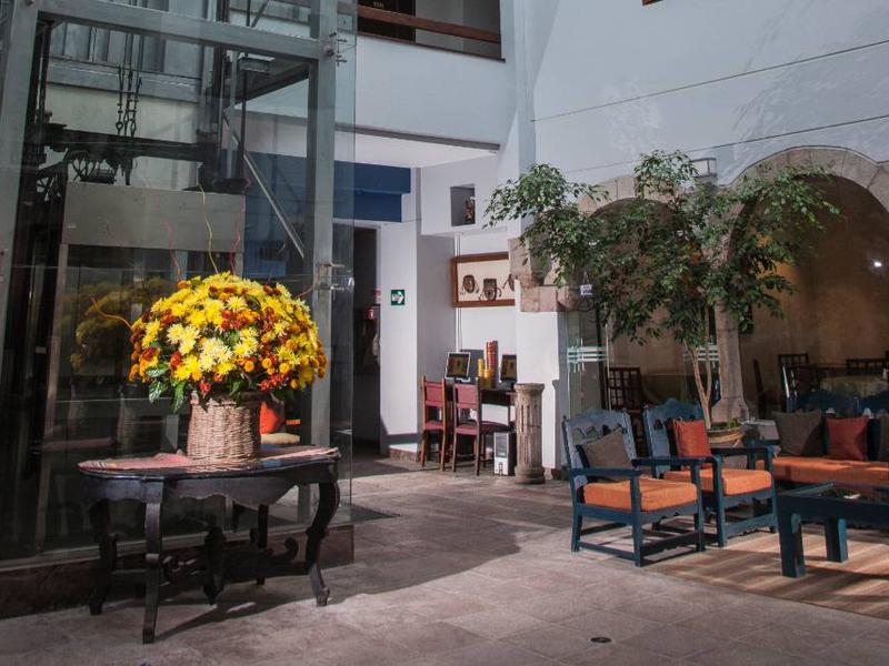 Bar San Agustín El Dorado Hotel Cusco Bar San Agustín El Dorado Hotel Cusco